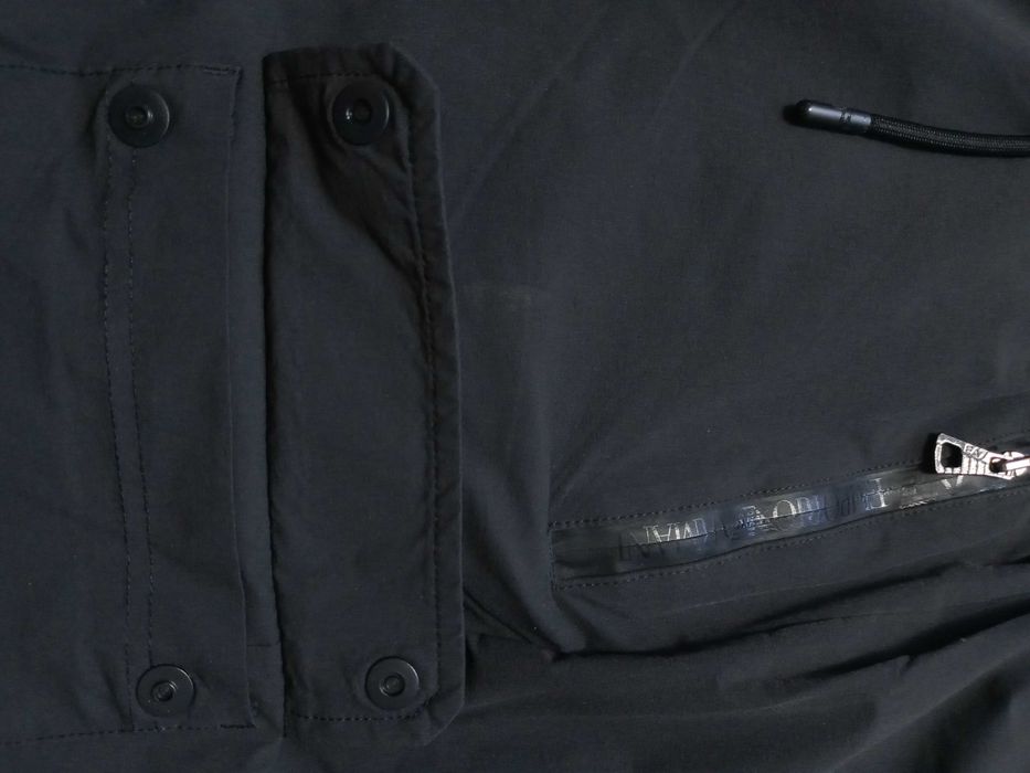 Spodenki Emporio Armani Tech Cargo - XS