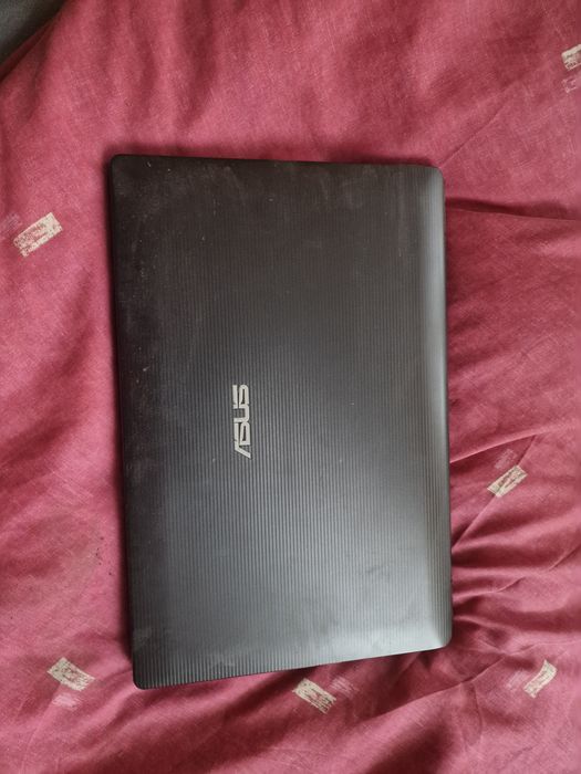 Sprzedam  asus pilnie