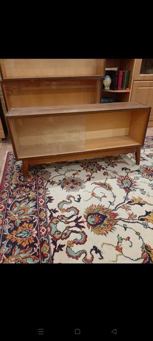 Книжкові полиці під скло