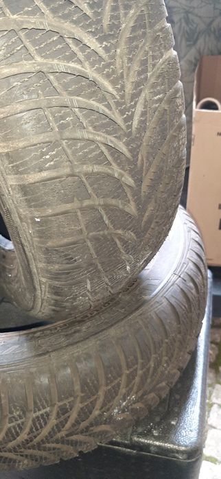 Pneus novos 195/60 R 15 Goodyear