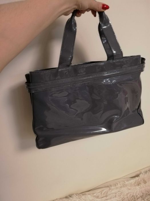 torebka AJ Armani Jeans lakierowana szara