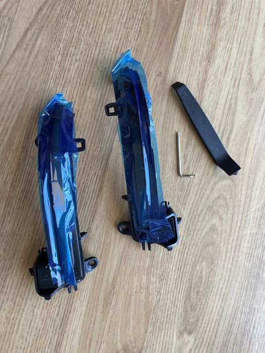 Piscas dinâmicos retrovisor BMW séries F (1, 2, 3, 4, X1, i3)