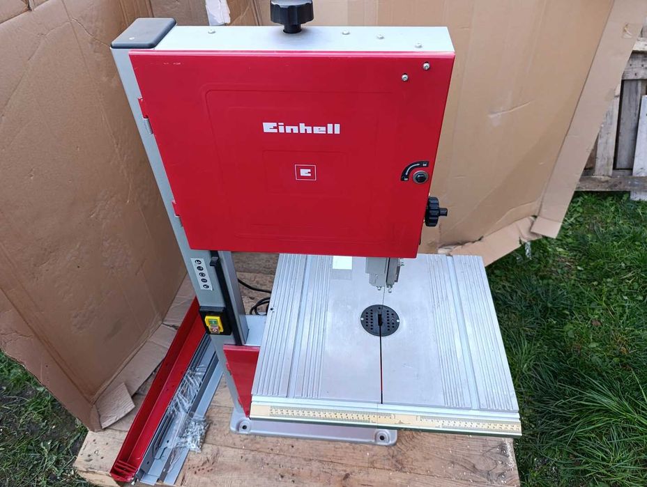 Piła taśmowa duża ze stołem Einhell TC-SB 305 U 750W cięcie 170mm