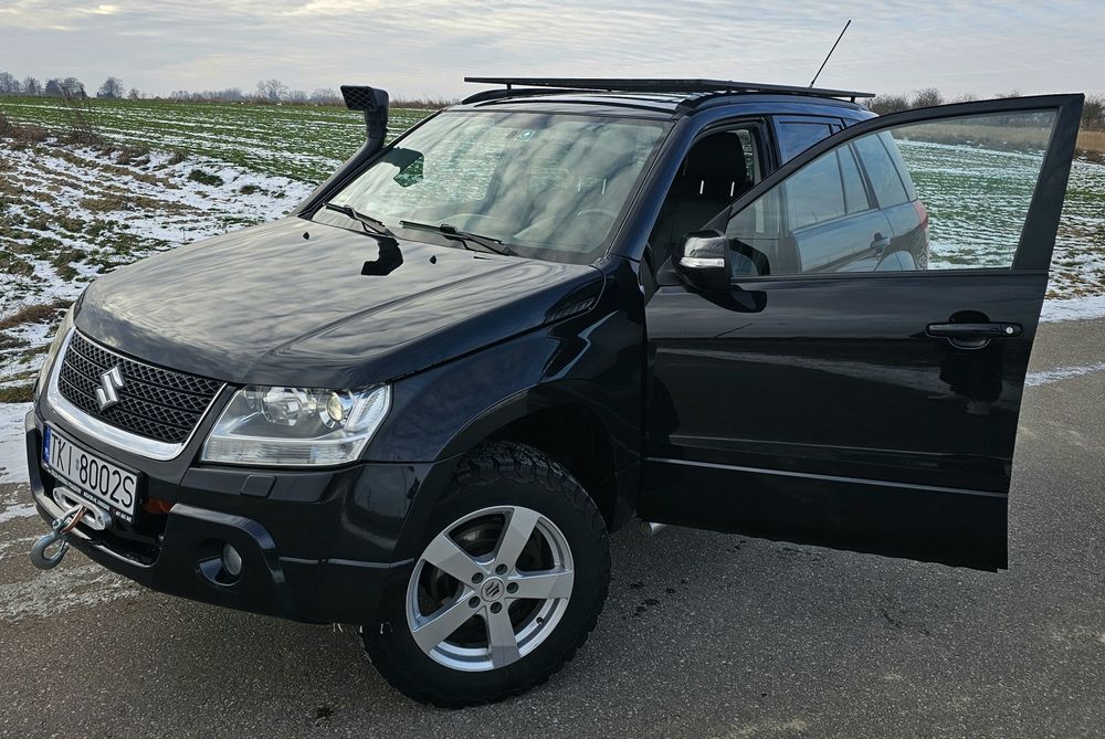 Suzuki Grand Vitara 2.4 De Luxe 2009r 134tys.