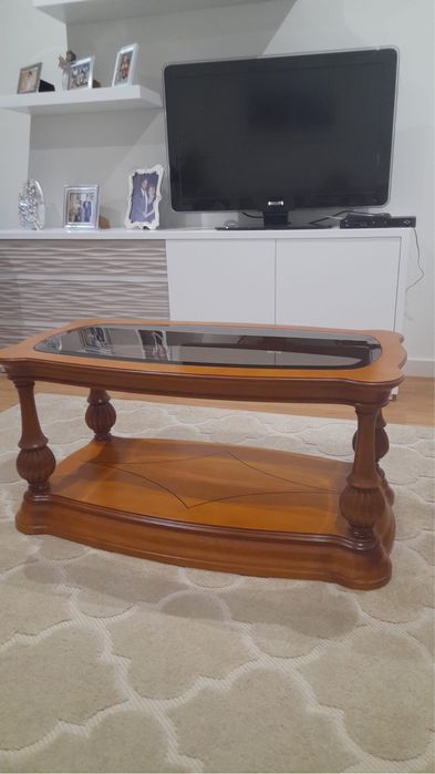 Mesa de centro em bom estado