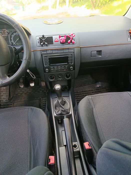Skoda Fabia 1.2 продам