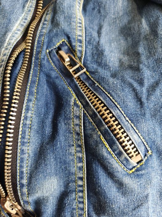 Niepowtarzalna kurtka jeansowa z ćwiekami. Nowa, rozmiar S