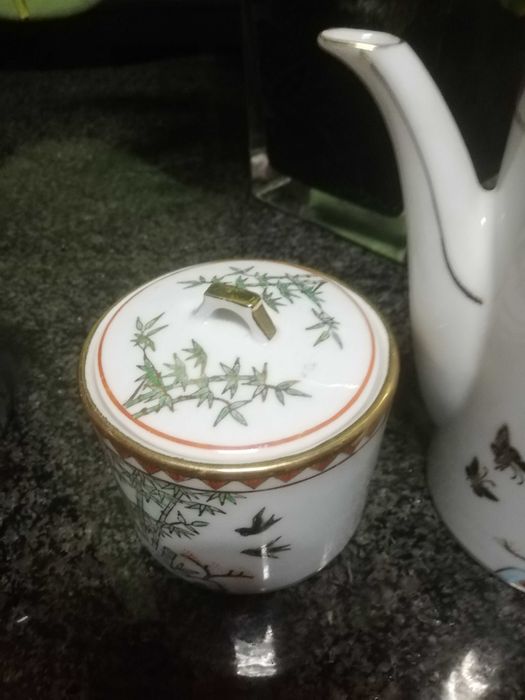 Jogo de louça. Jogo de café novo