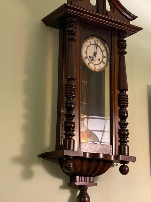 Годинник настінний антикварний деревʼяний з боєм