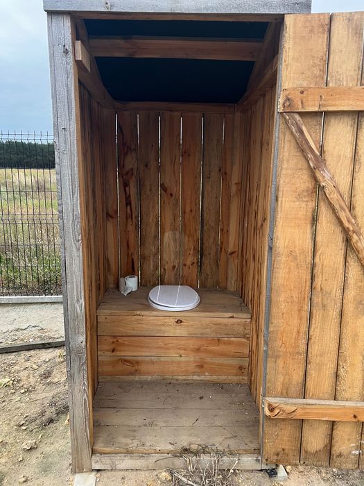 Wychodek drewniany wc