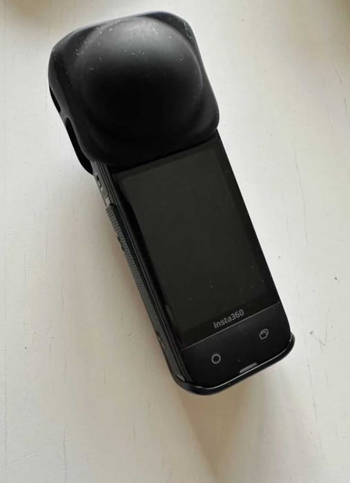 Kamera insta360 x4 z dodatkami