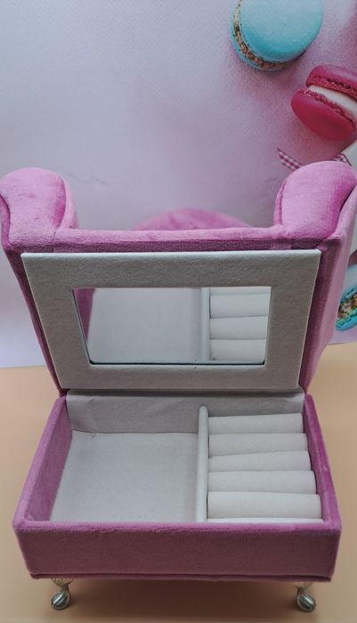 Органайзери для прикрас