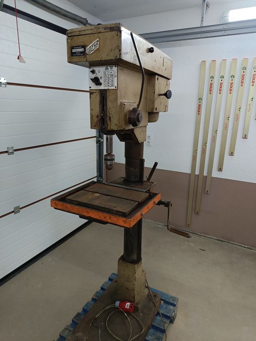 Wiertarka kolumnowa, stołowa, słupowa