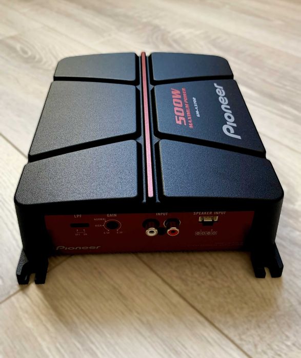 Автомобильный усилитель звука Pioneer