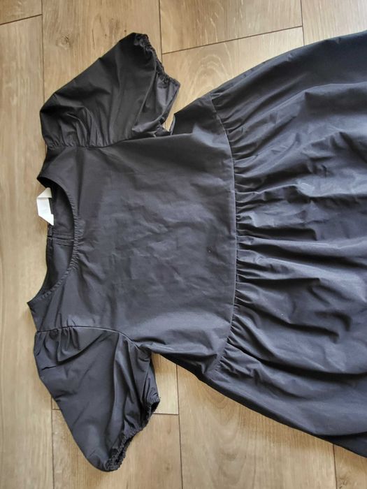 Prześliczna sukienka czarna h&m r. 134 stan nowa