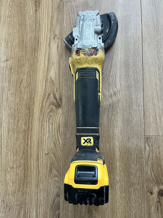 Szlifierka Dewalt DCG405 body