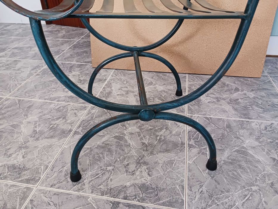 Mesa de ferro forjado