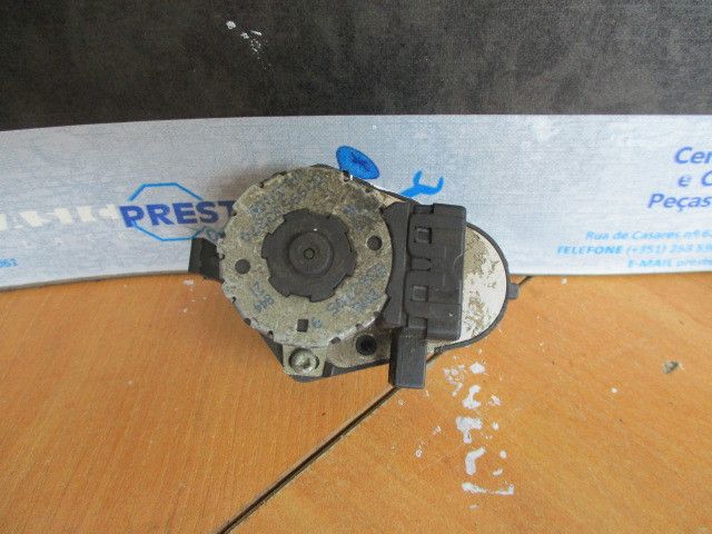 Motor da comporta da sofagem BMW 5 (E39)