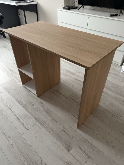 Продам письмовий/компʼютерний стіл