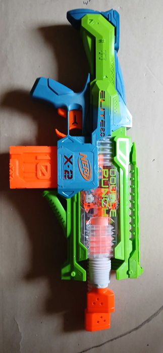 Karabin na strzałki Nerf Elite double punch