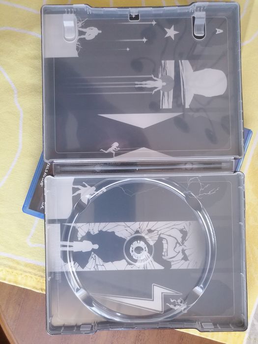 Avengers + Steelbook - ps4