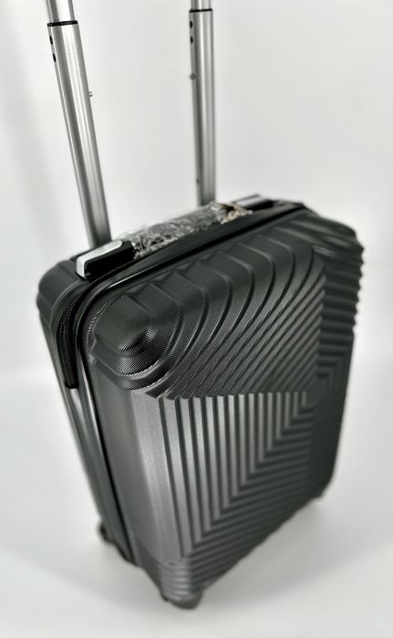 Nowa kabinowa walizka 52 cm