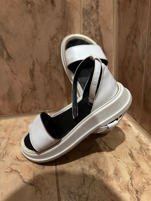 босоніжки, жіноче взуття