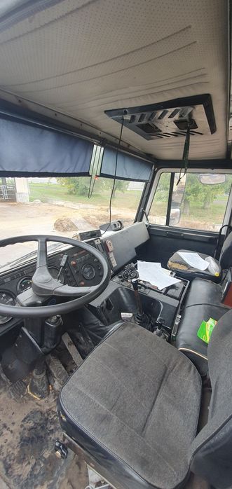 Автокран на базі МАЗ