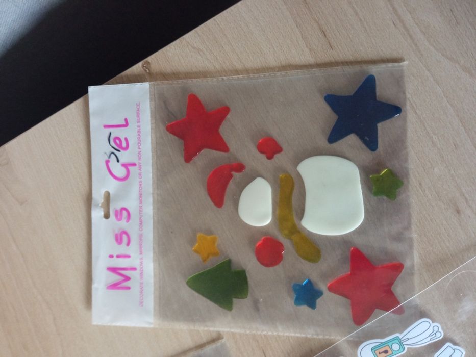 Naklejki, naklejki na szybę.