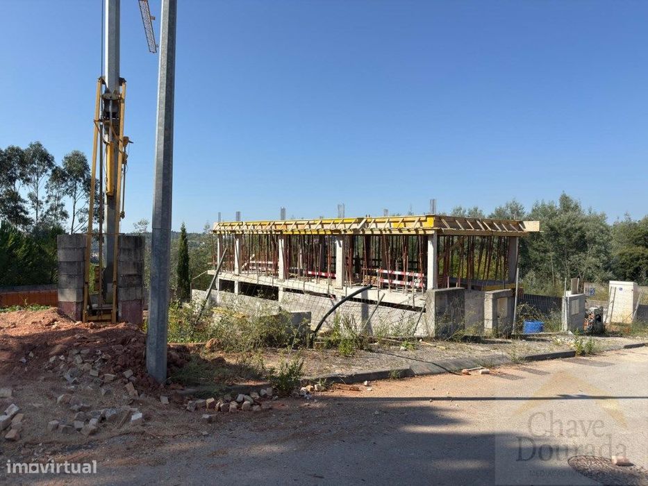 NOVA - Moradia M4, Santo António dos Olivais