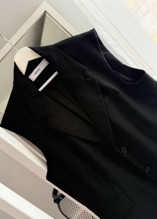 Kamizelka Czarna L Bershka