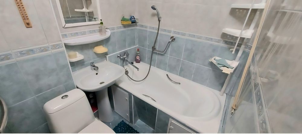 Продаж 1к квартири, метро Нивки, Салютна 31, парк
