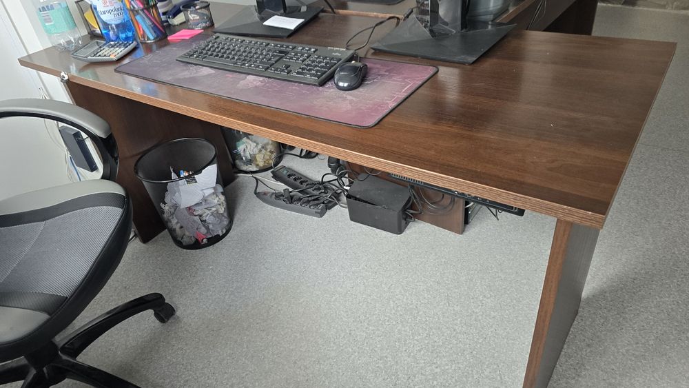 Sprzedam biurko używane