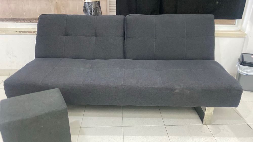Sofá cama e outros itens