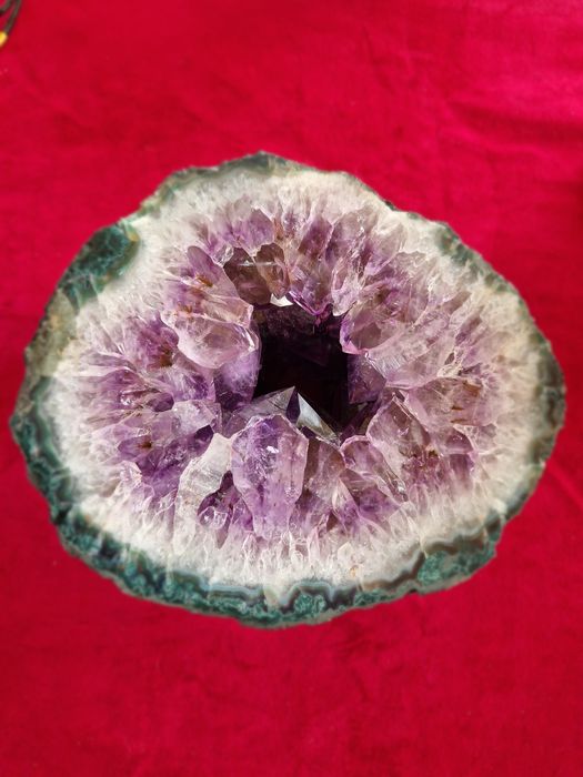 Cristal quartzo de Ametista