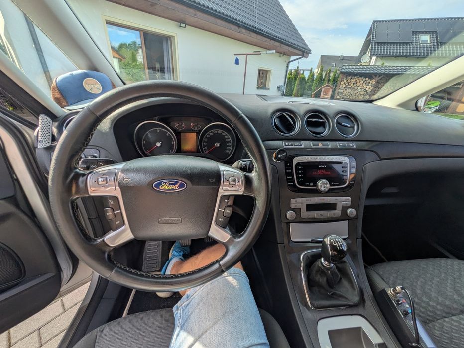 Ford Galaxy Ghia 2009