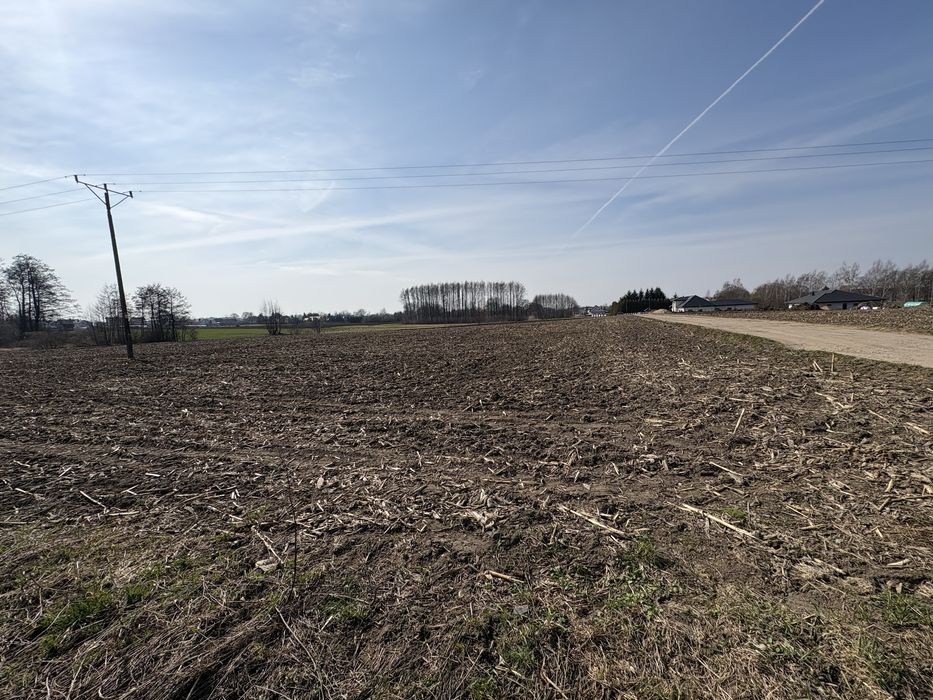 Działka na sprzedaż