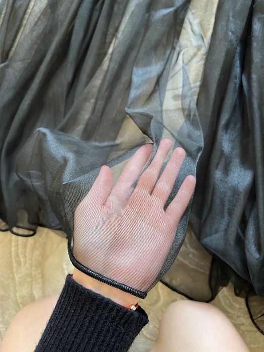 Тюль чорна.