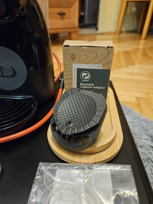 Ekspres kapsułkowy KRUPS Dolce Gusto Piccolo XS fajny zestaw