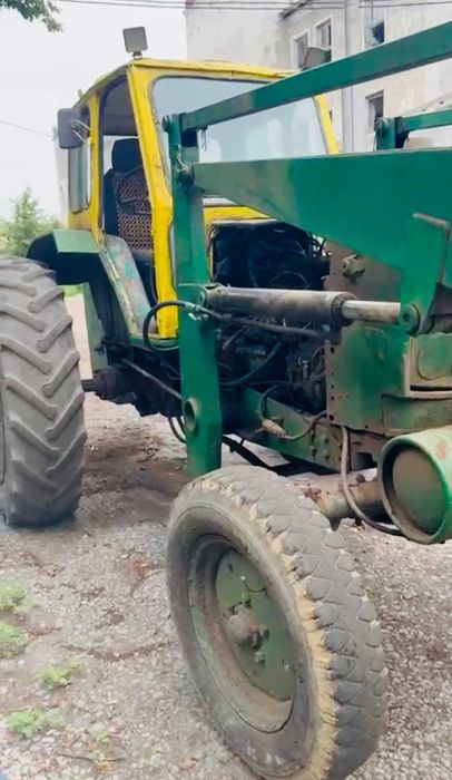 ПРОДАЖ ТЕХНІКИ , трактори - 2 штуки