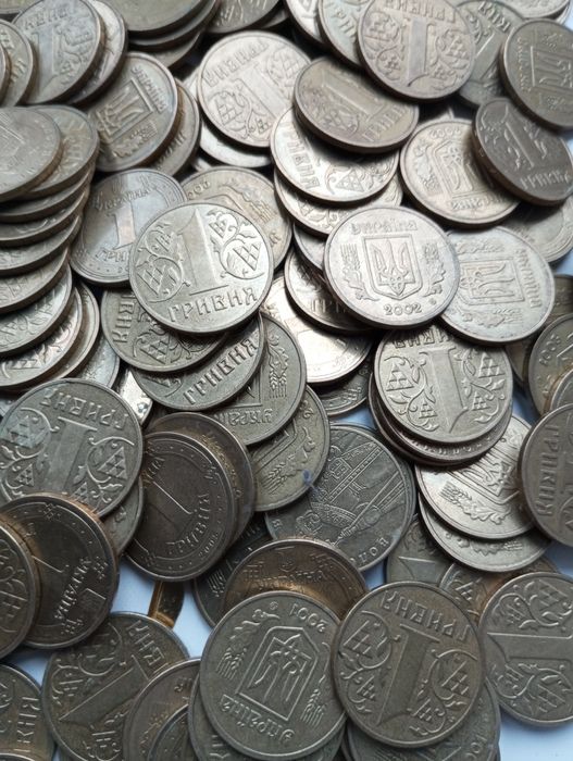 Продам монети 1 гривня україни