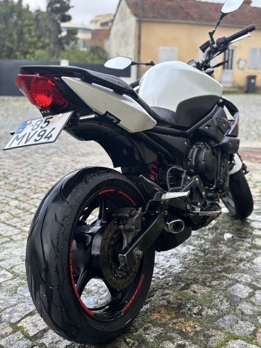 YAMAHA XJ6 2012