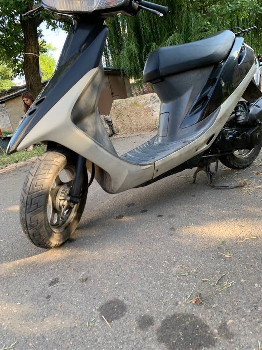 Срочно продам скутер Honda DIO AF 27
