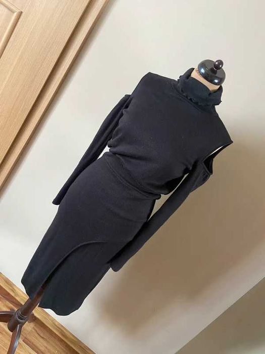 sukienka sweterkowa golf wyciete ramiona maxi 7/8 m l 38 40