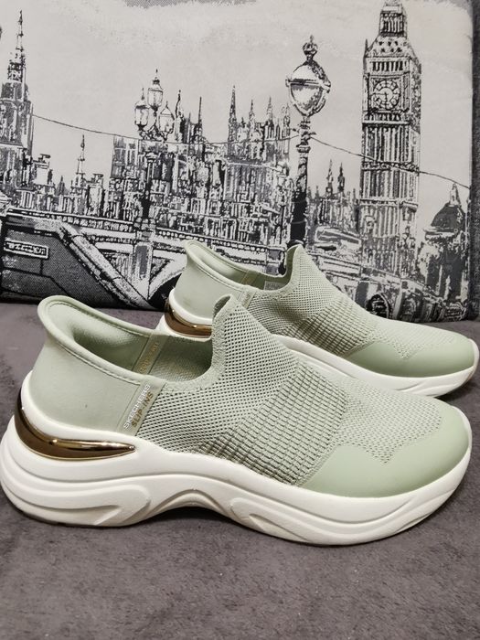 Мокасини 39,5 розмір, skechers, Модель 2024 року