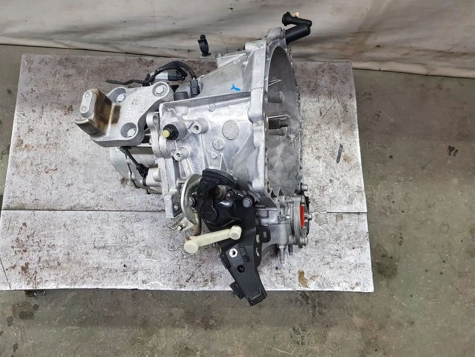 Caixa De Velocidades CITROEN BERLINGO COMBI eléctrico Feel Eléctrico M [eléctrico 100 kW (cont. 57 kW)] 20ET54 1623092980