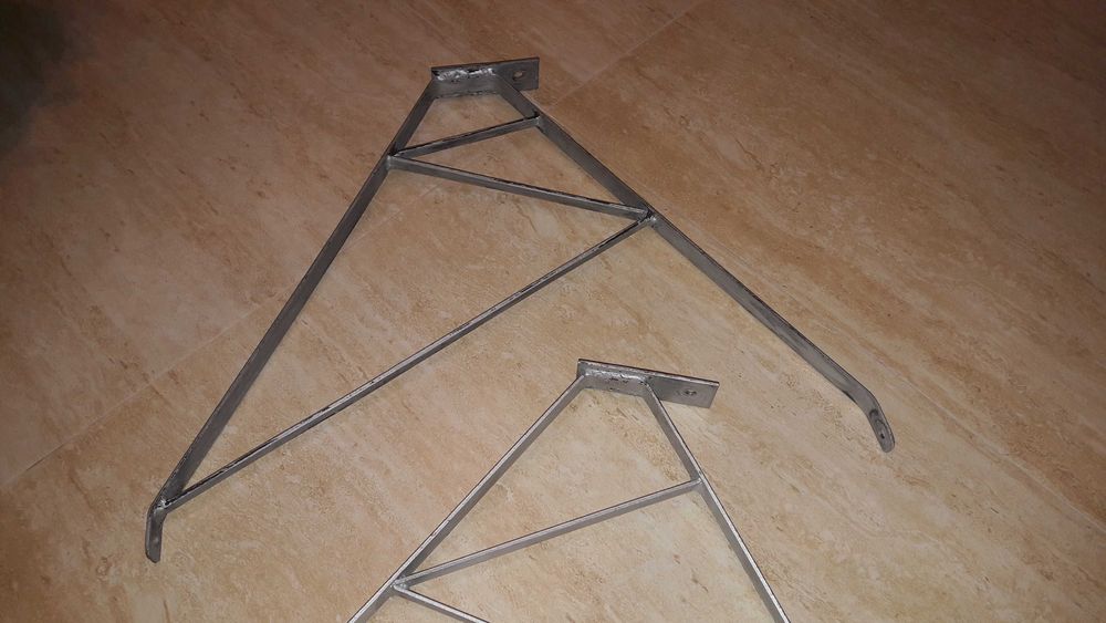 Duże uchwyty metalowe