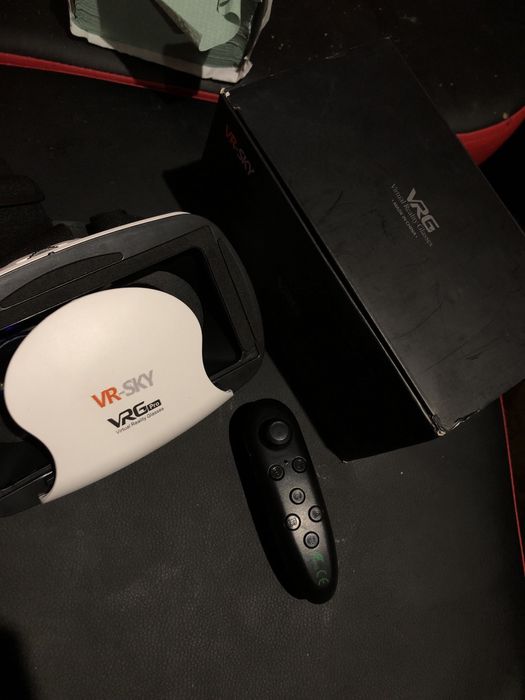 VR очки для телефона + Bluetooth пульт (iPhone / Android) VR-SKY VRG