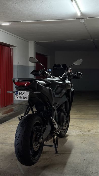 Yamaha tracer 9 2025 c/GARANTIA, quickshift, top case e outros extras