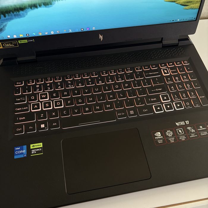 Acer Nitro 17 AN17-51 i7-13700H, RTX 4060, 1 TB SSD NVMe, 16 RAM стан нового
